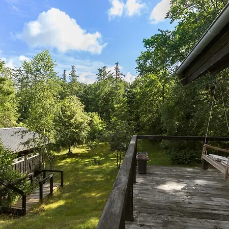 Holiday home Stunning In With Wifi Allingabro