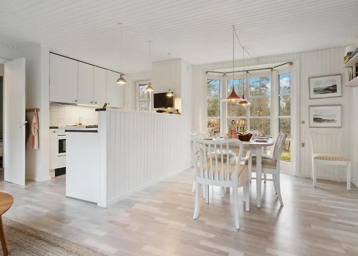 Stunning In With Wifi Сasa de vacaciones Allingåbro